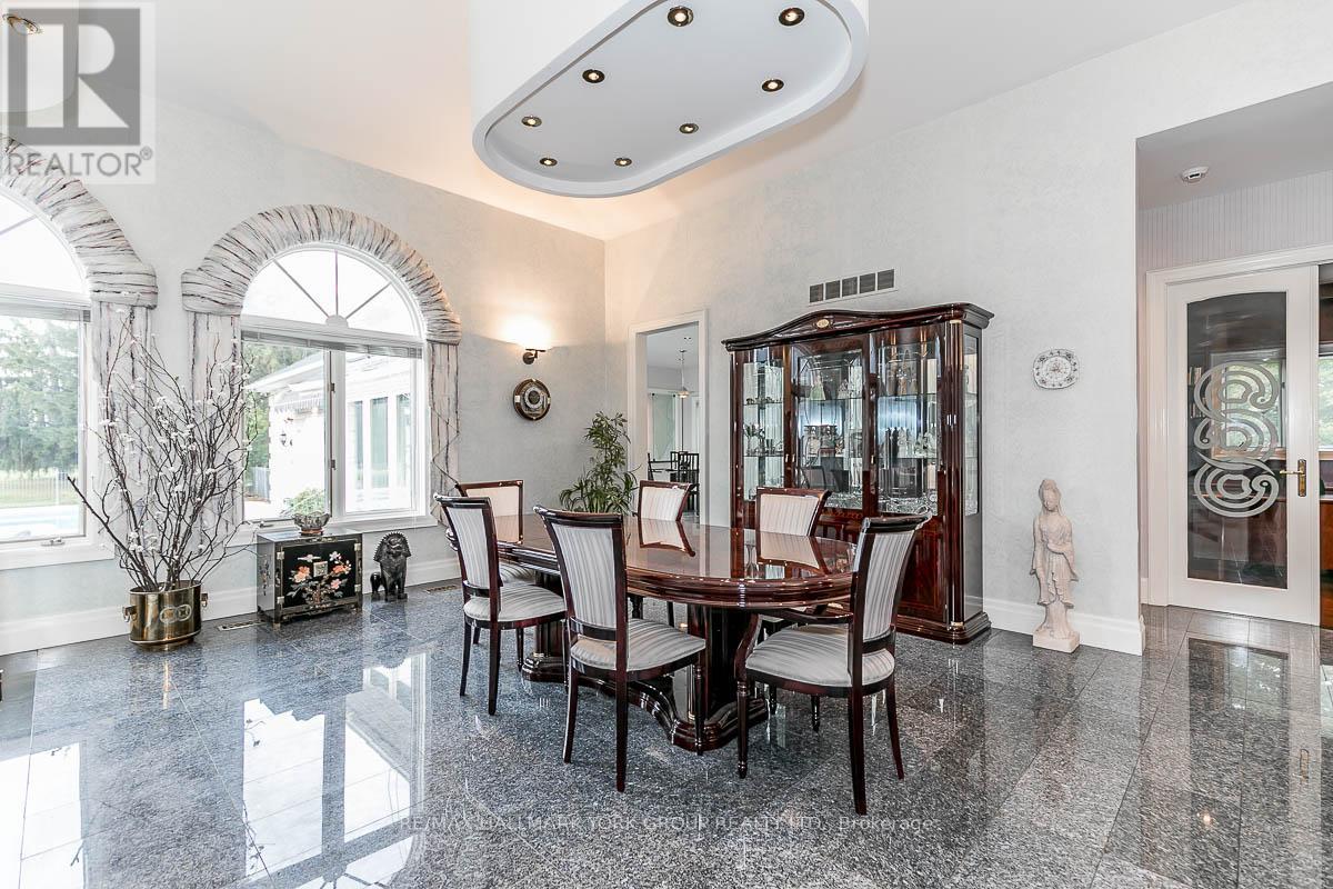 27 Glen Meadow Lane, Richmond Hill, Ontario  L4E 3M6 - Photo 13 - N12758796