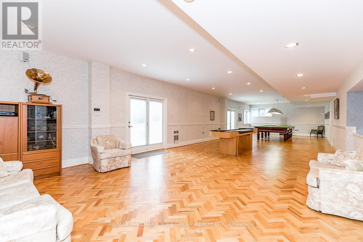 27 Glen Meadow Lane, Richmond Hill, Ontario  L4E 3M6 - Photo 27 - N12758796