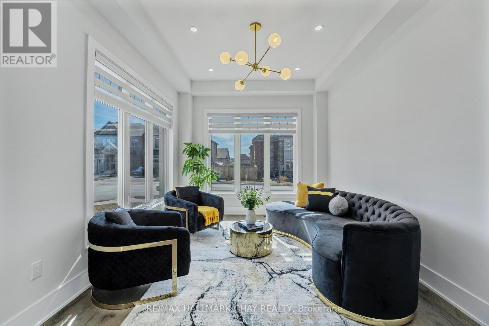 260 Sikura Circle, Aurora, Ontario  L4G 3Y8 - Photo 16 - N12758804