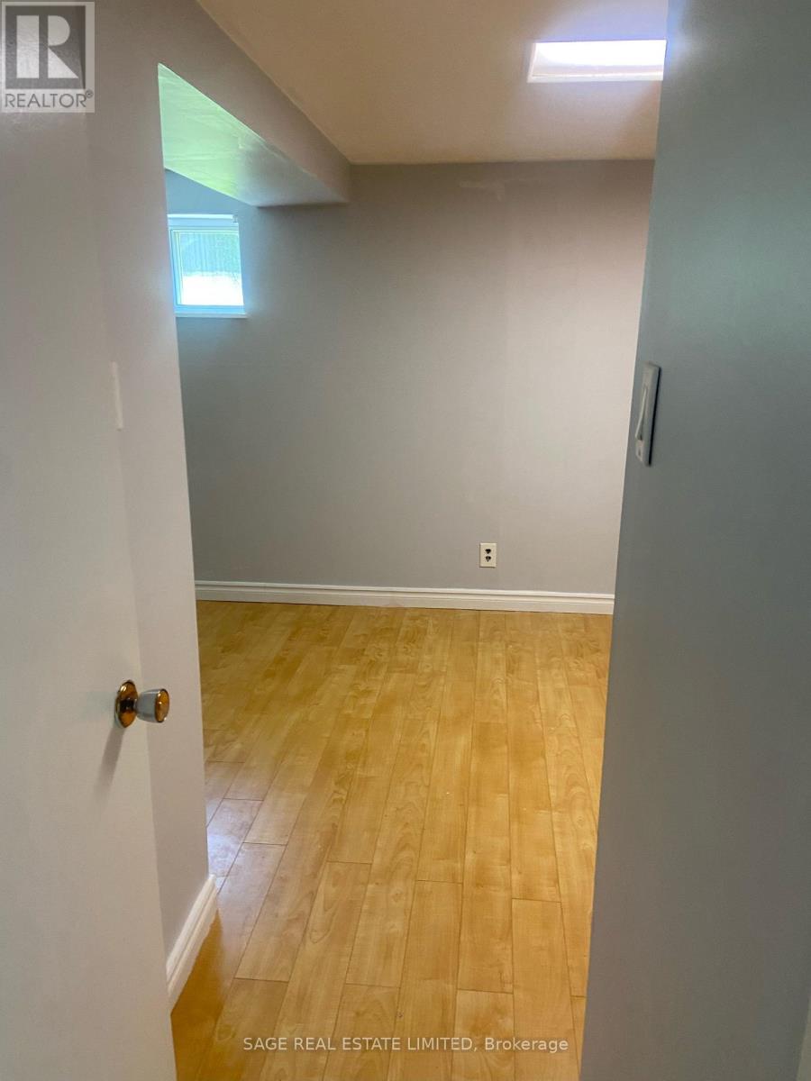 Bsmt - 308 Taylor Mills Drive N, Richmond Hill, Ontario  L4C 2S6 - Photo 8 - N12758862