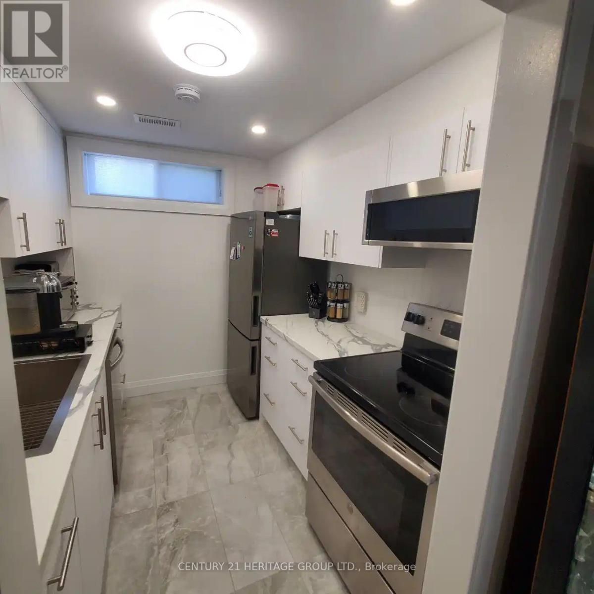 Bsmt - 464 Sandford Street, Newmarket, Ontario  L3Y 4S7 - Photo 7 - N12758896