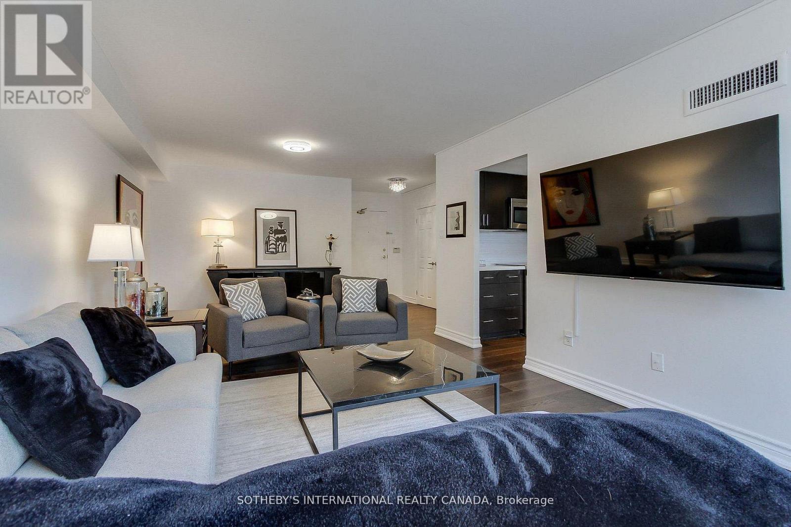 301 - 40 Harding Boulevard W, Richmond Hill, Ontario  L4C 9S5 - Photo 11 - N12759014