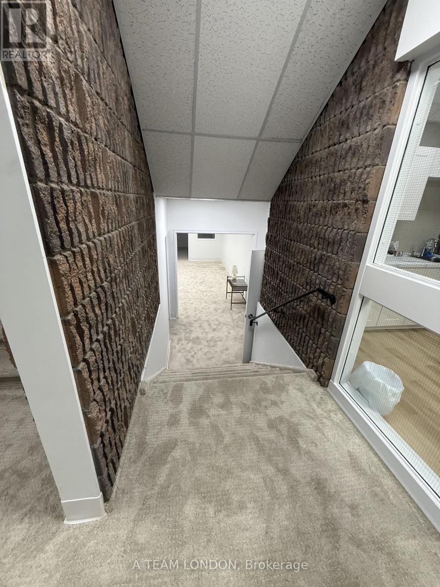 C - 743 Wellington Road, London South, Ontario  N6C 4R5 - Photo 2 - X12022504