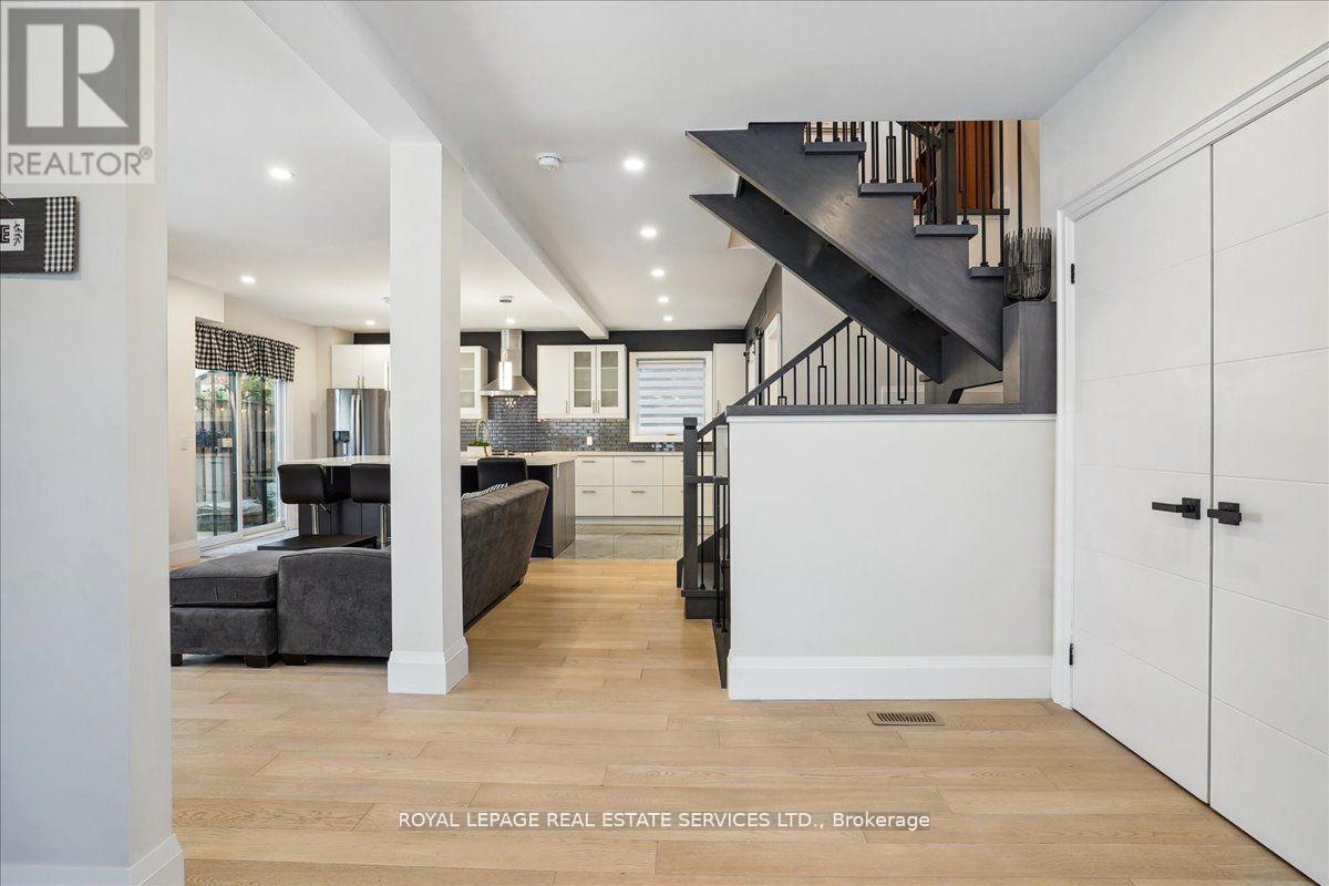 24 Peel Street N, Hamilton, Ontario  L9H 2Z9 - Photo 6 - X12703626