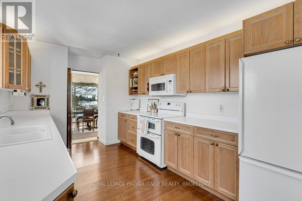 807 Wartman Avenue, Kingston, Ontario  K7M 4M3 - Photo 14 - X12757036