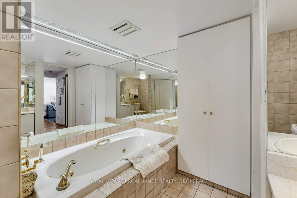 807 Wartman Avenue, Kingston, Ontario  K7M 4M3 - Photo 41 - X12757036