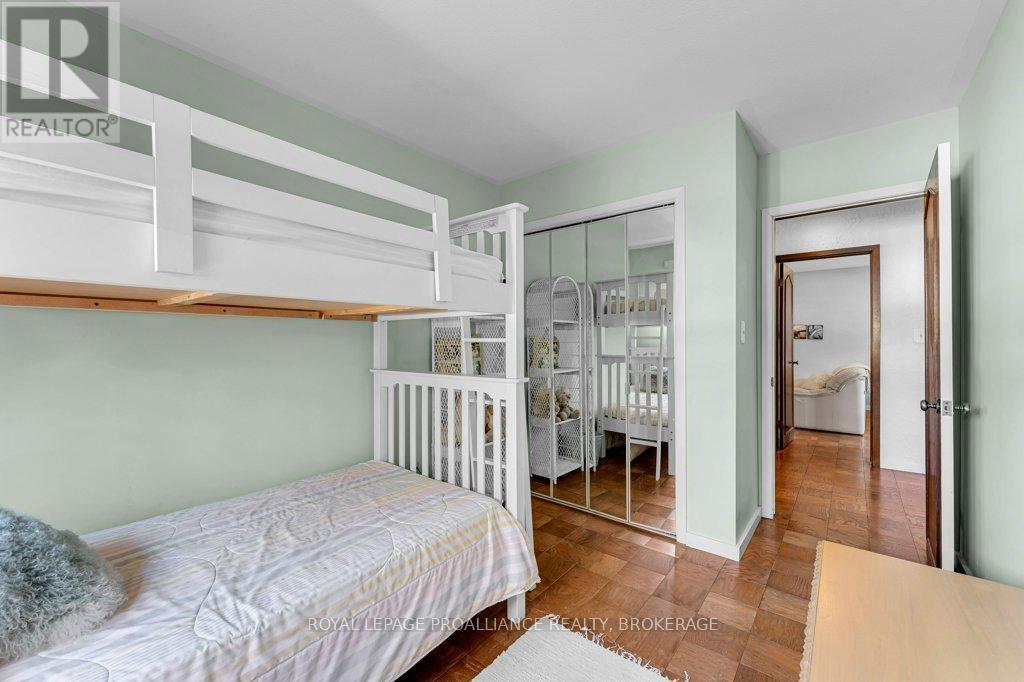 807 Wartman Avenue, Kingston, Ontario  K7M 4M3 - Photo 28 - X12757036