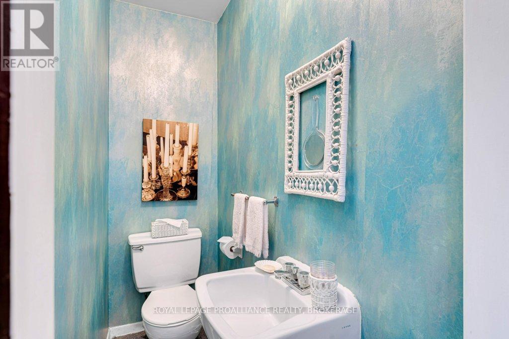 807 Wartman Avenue, Kingston, Ontario  K7M 4M3 - Photo 20 - X12757036