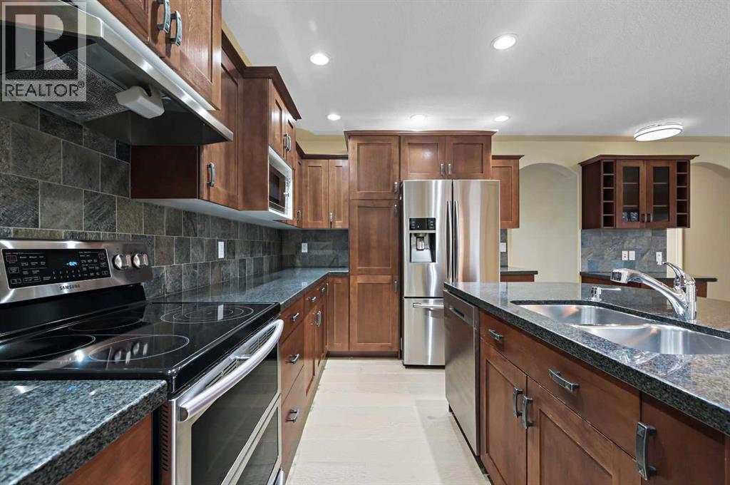 5619 Coach Hill Road Sw, Calgary, Alberta  T3H 2A2 - Photo 20 - A2283556