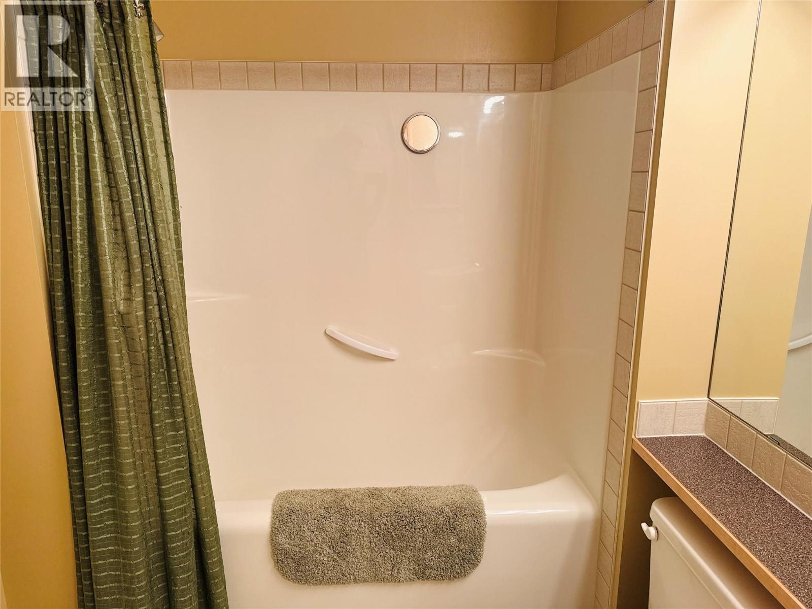 7599 Eaglecrest Lane Unit# 109, Radium Hot Springs, British Columbia  V0A 1M0 - Photo 19 - 10374976