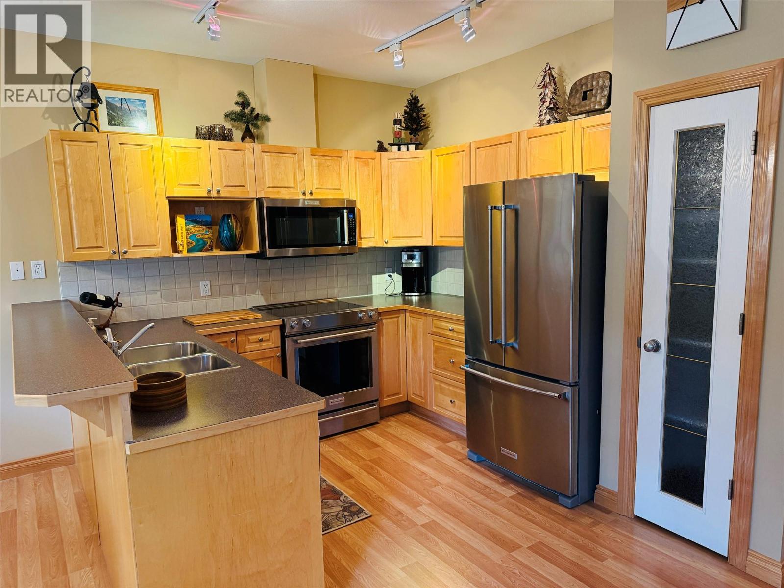 7599 Eaglecrest Lane Unit# 109, Radium Hot Springs, British Columbia  V0A 1M0 - Photo 8 - 10374976