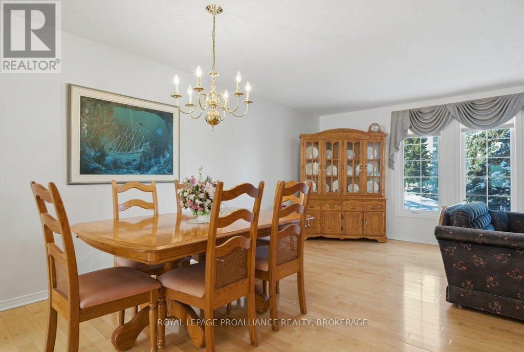 66 - 1 Place D'armes, Kingston (East Of Sir John A. Blvd), Ontario  K7K 6S4 - Photo 10 - X12758864