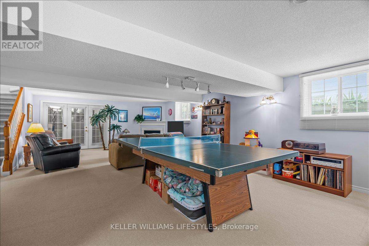 Photo 27 of 40 for 40 Lakeside Circle