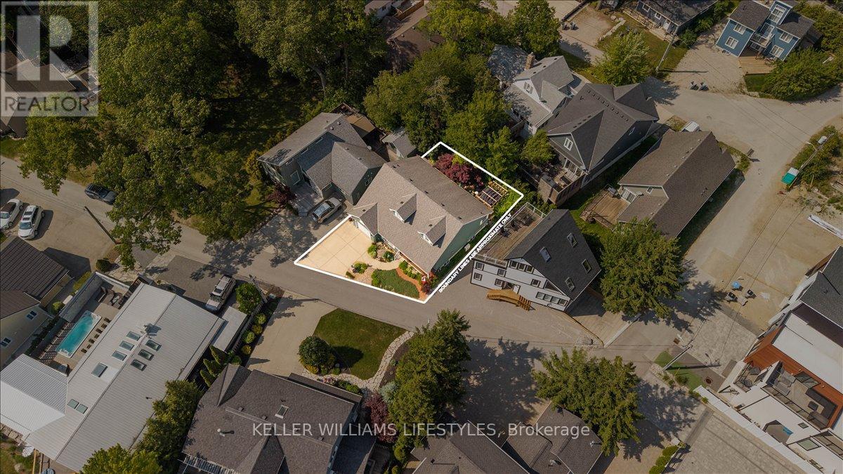 Photo 37 of 40 for 40 Lakeside Circle