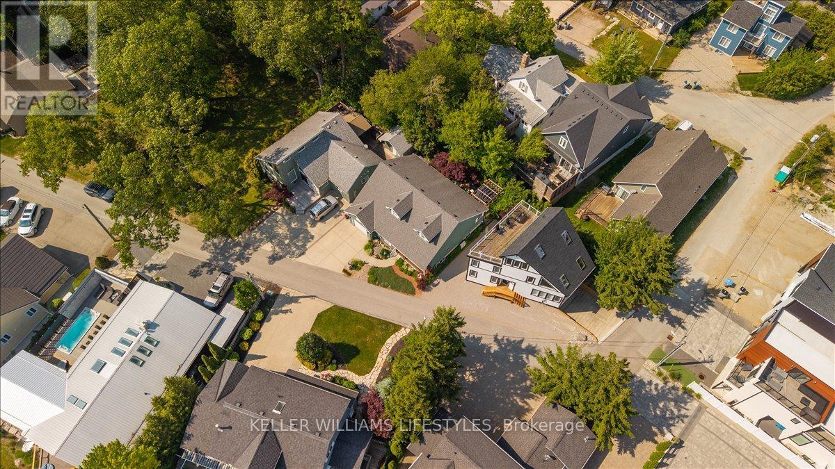 40 Lakeside Circle, Lambton Shores, Ontario  N0M 1T0 - Photo 38 - X12753176