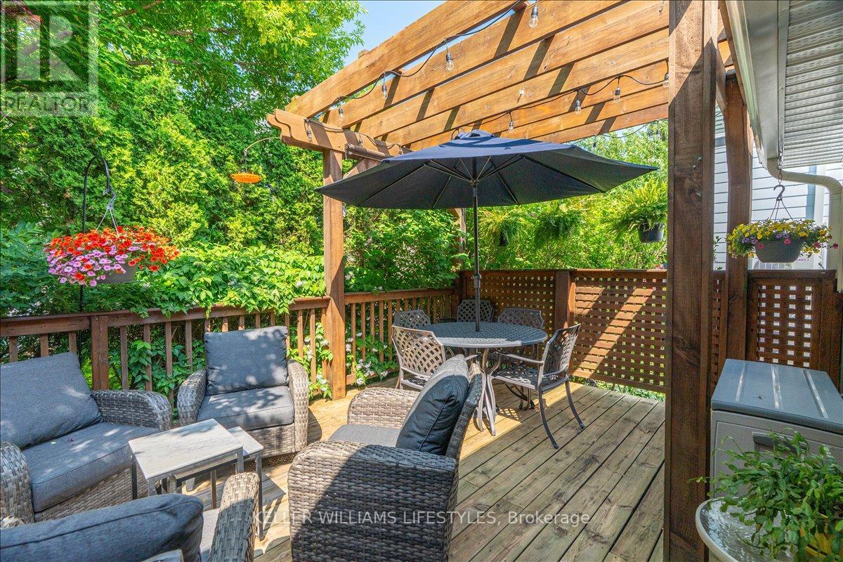 40 Lakeside Circle, Lambton Shores, Ontario  N0M 1T0 - Photo 30 - X12753176