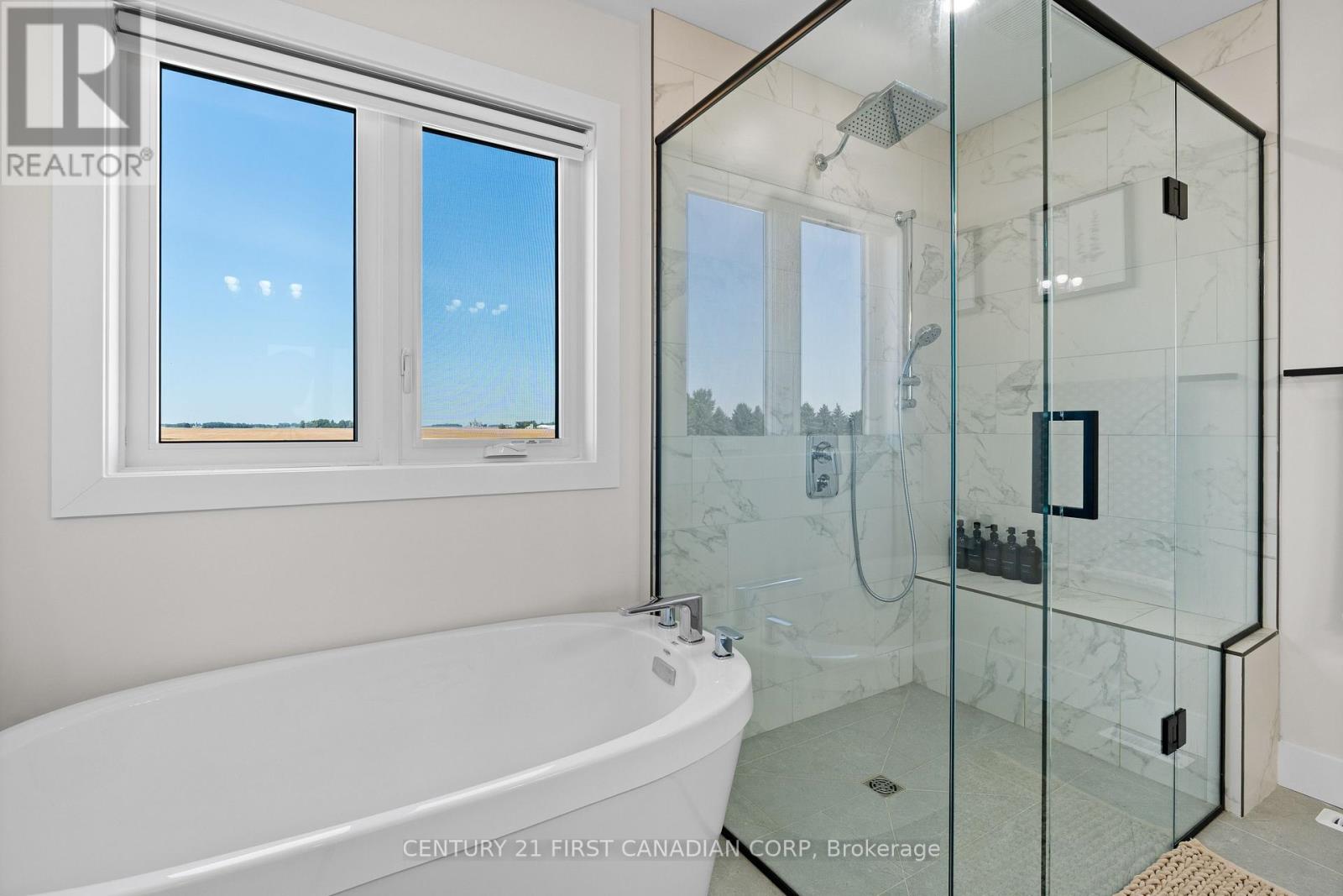 1 - 7966 Fallon Drive, Lucan Biddulph, Ontario  N0M 1V0 - Photo 25 - X12756932