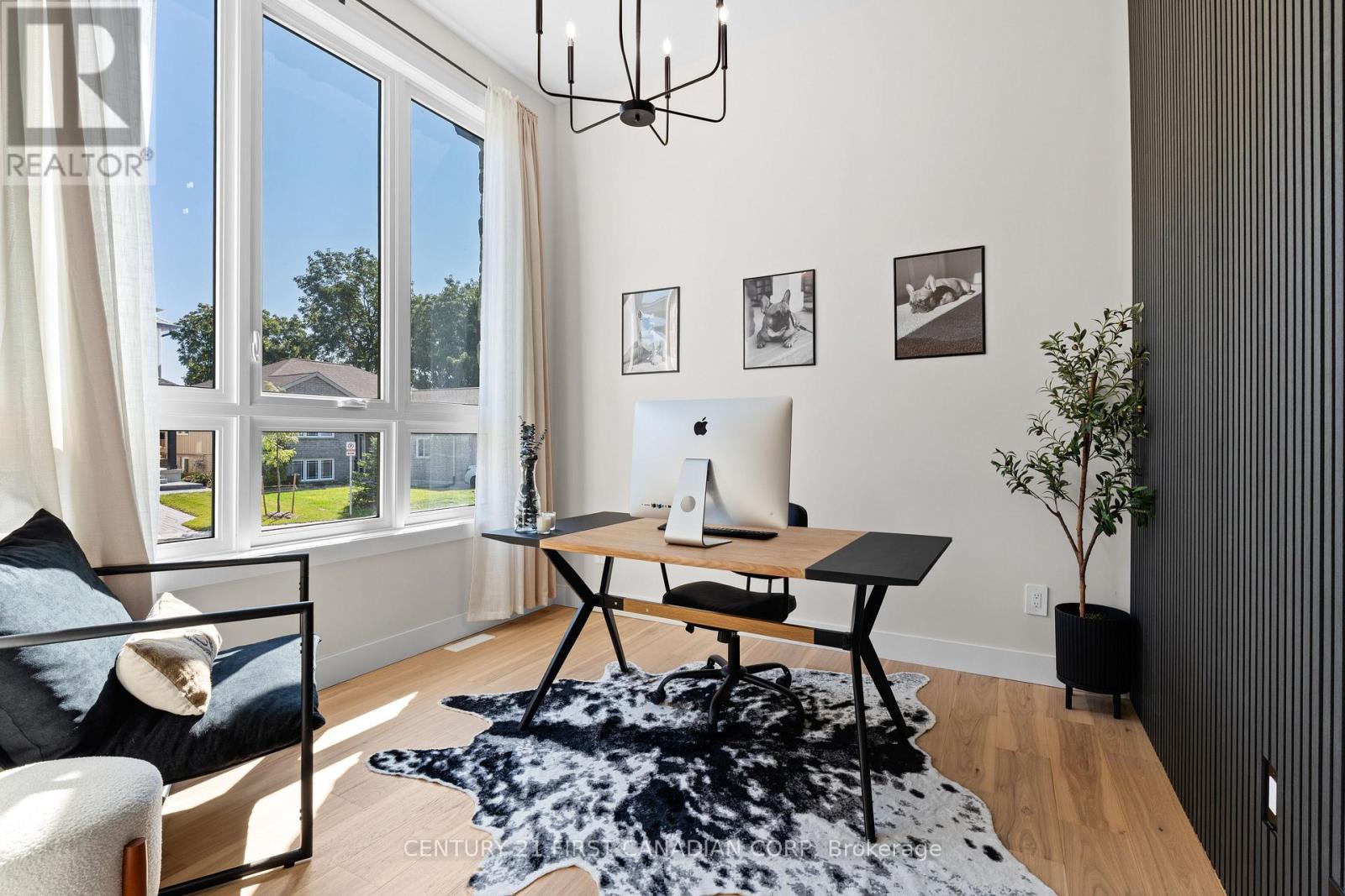 1 - 7966 Fallon Drive, Lucan Biddulph, Ontario  N0M 1V0 - Photo 5 - X12756932