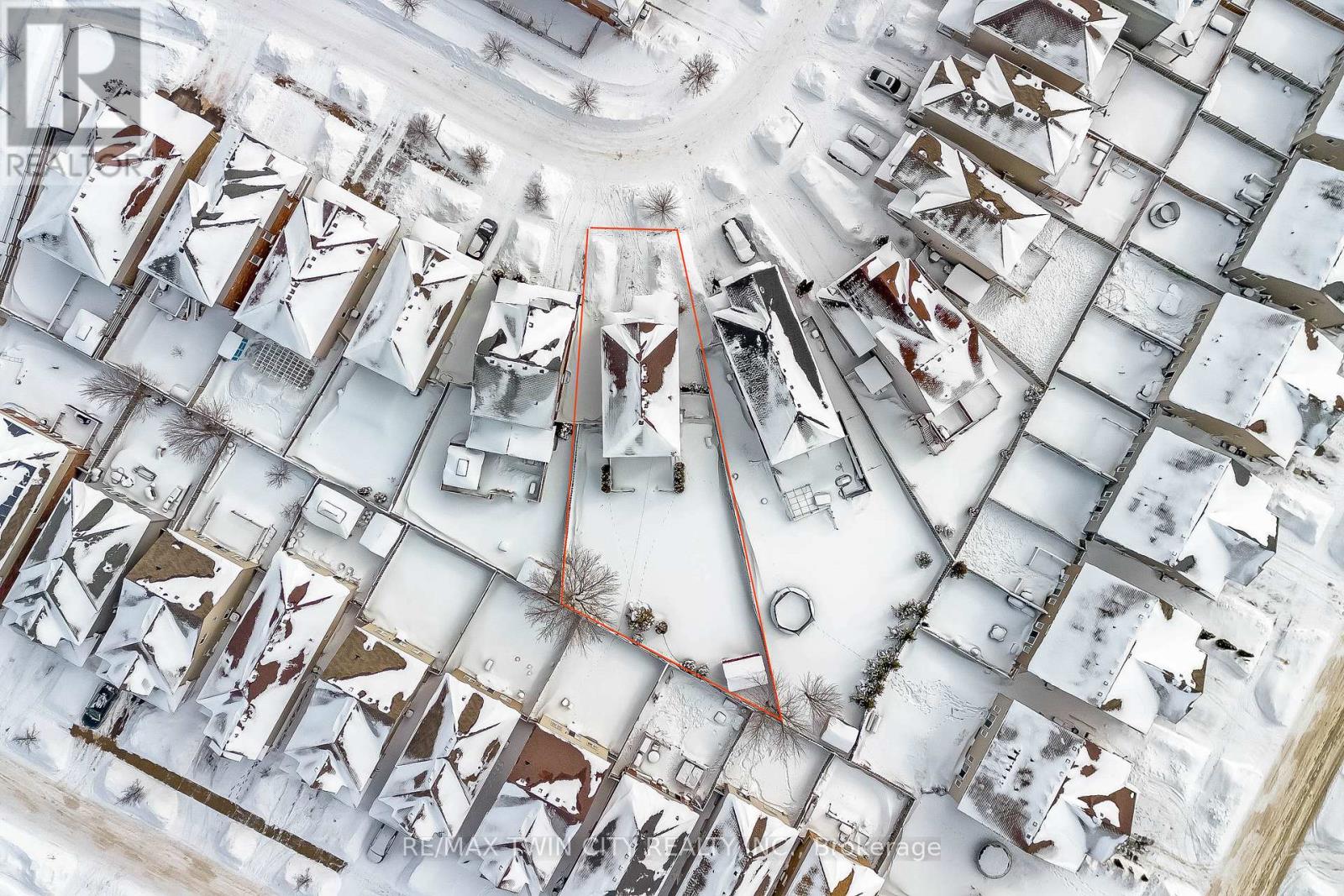 220 Lemon Grass Crescent, Kitchener, Ontario  N2N 3R7 - Photo 36 - X12758338