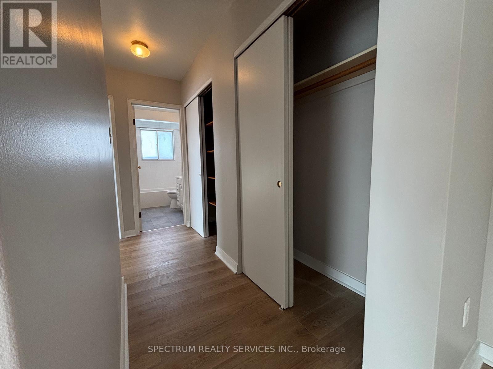 10 - 357 Connaught Street, Kitchener, Ontario  N2C 1B9 - Photo 2 - X12758402