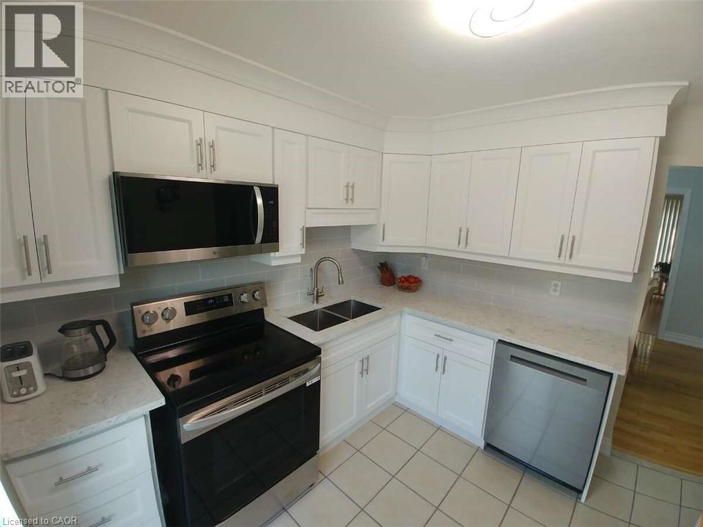 1115 Paramount Drive Unit# 58, Stoney Creek, Ontario  L8J 1P6 - Photo 6 - 40803059