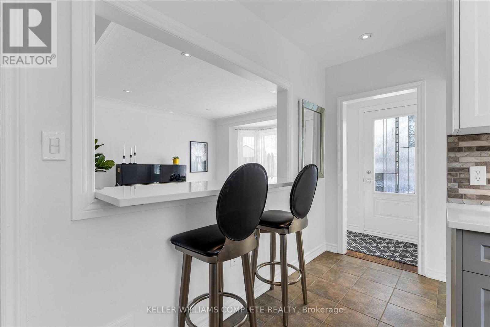 120 East 43rd Street, Hamilton, Ontario  L8T 3B9 - Photo 11 - X12758454