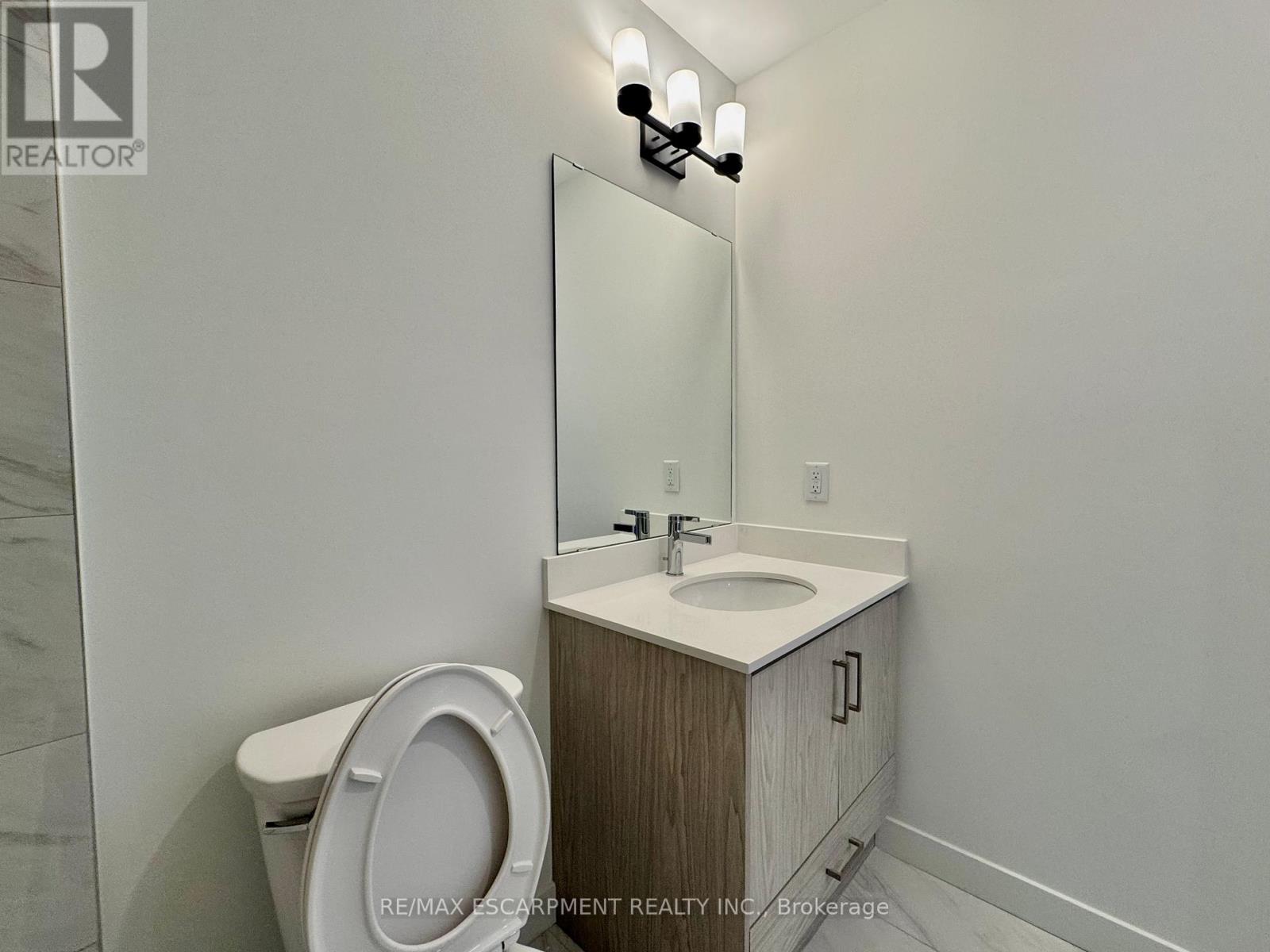 705 - 461 Green Road, Hamilton, Ontario  L8E 5B4 - Photo 14 - X12758460