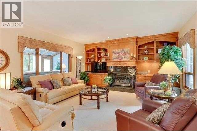 175 Pumpvalley Court Sw, Calgary, Alberta  T2V 5G5 - Photo 9 - A2267841