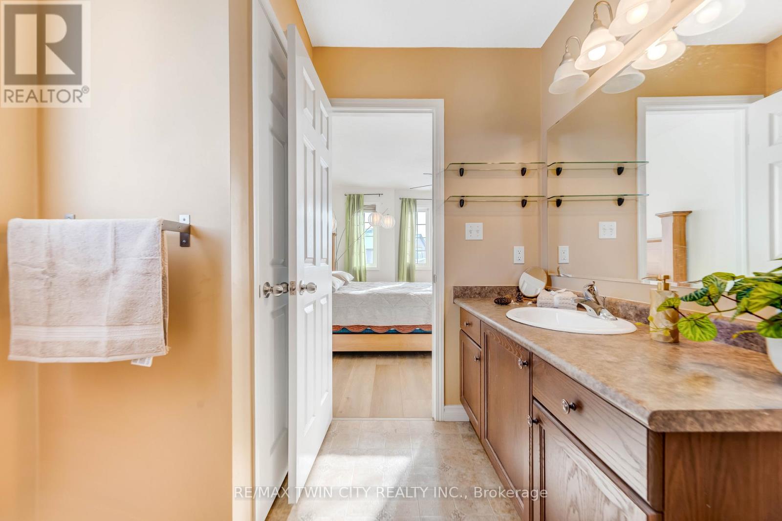 220 Lemon Grass Crescent, Kitchener, Ontario  N2N 3R7 - Photo 22 - X12758338