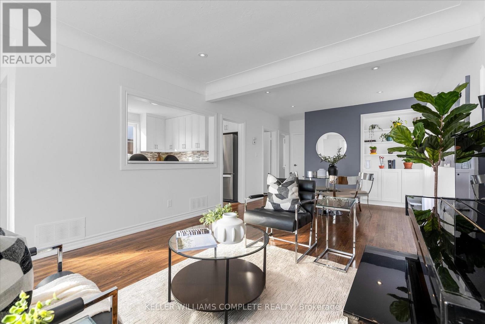 120 East 43rd Street, Hamilton, Ontario  L8T 3B9 - Photo 4 - X12758454