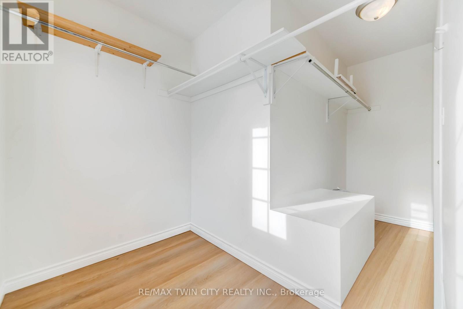 220 Lemon Grass Crescent, Kitchener, Ontario  N2N 3R7 - Photo 20 - X12758338