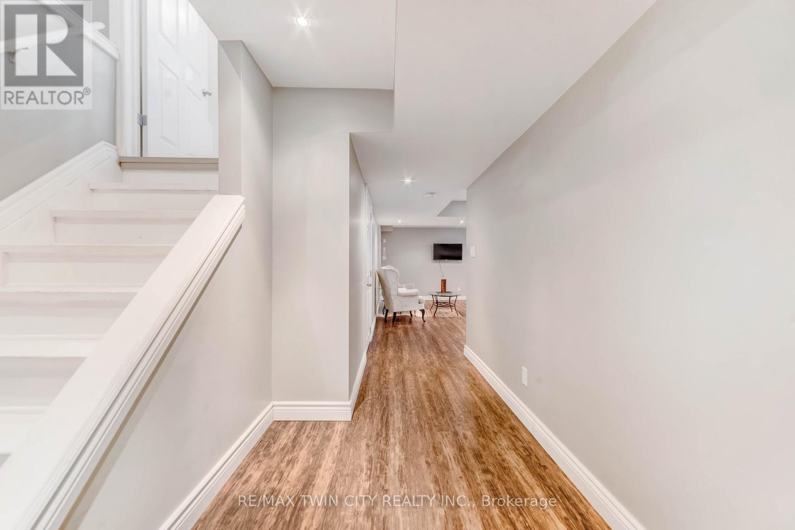 220 Lemon Grass Crescent, Kitchener, Ontario  N2N 3R7 - Photo 31 - X12758338