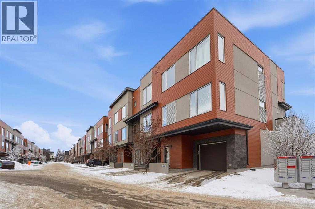 84 Shawnee Common Sw, Calgary, Alberta  T2Y 0P9 - Photo 1 - A2278103