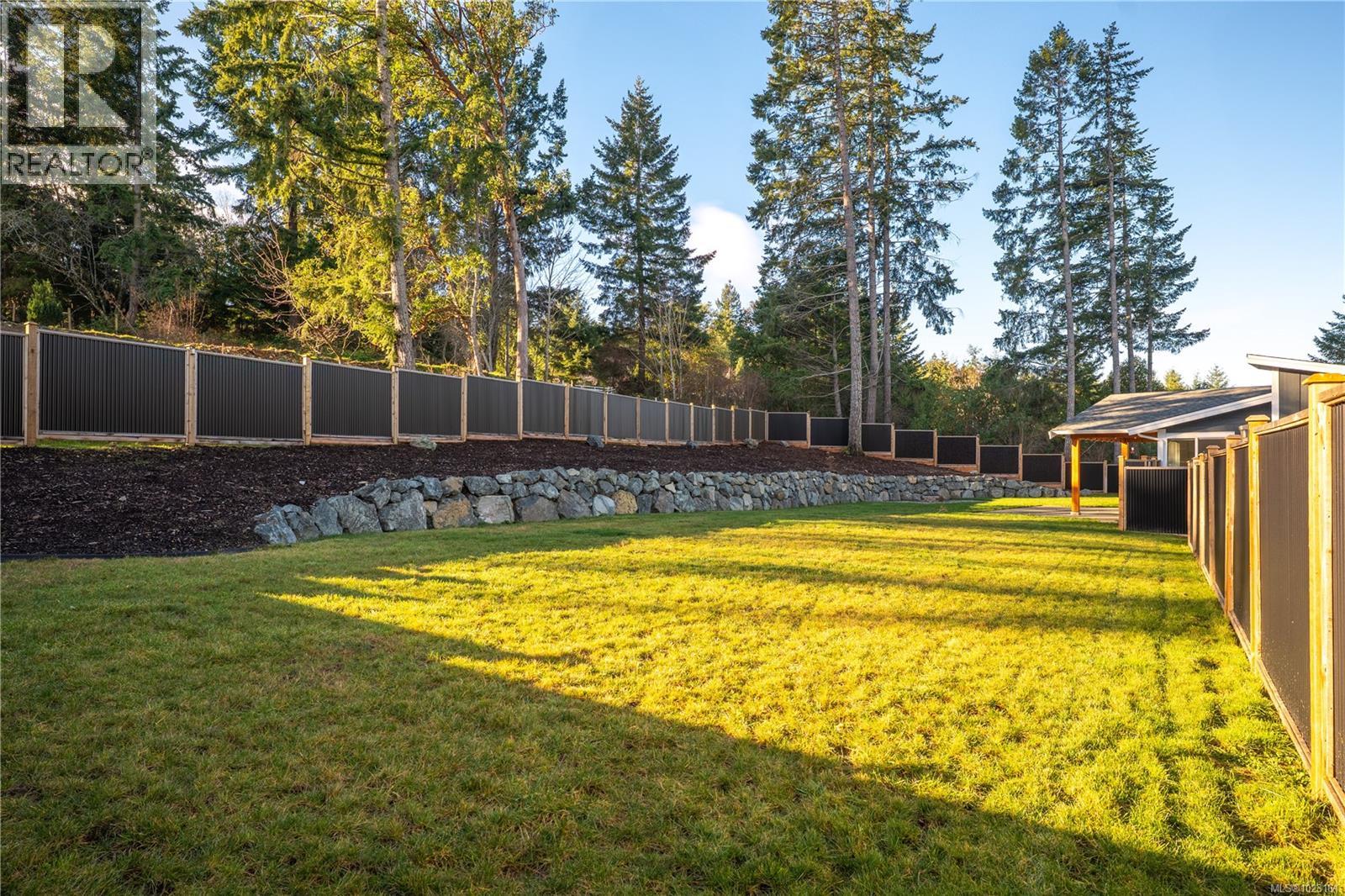 7227 Aulds Rd, Lantzville, British Columbia  V0R 2H0 - Photo 16 - 1023161