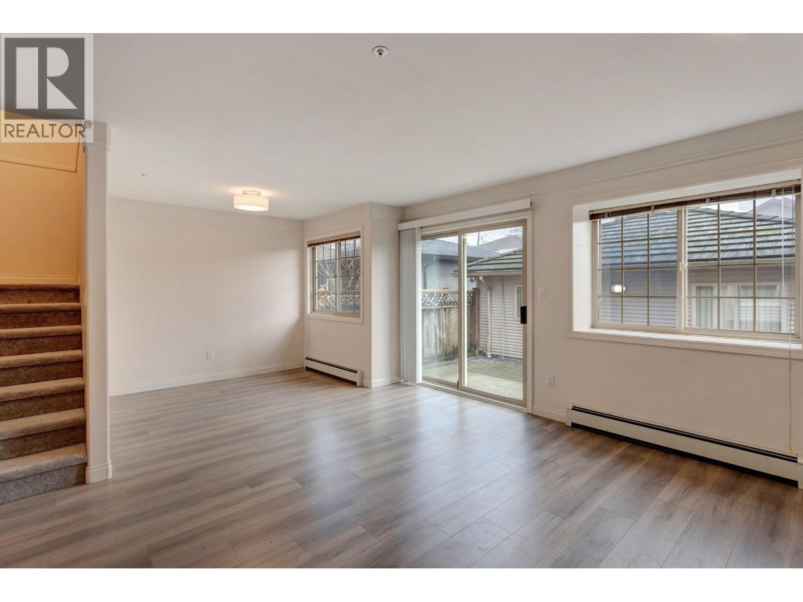 8468 Osler Street, Vancouver, British Columbia  V6P 4E4 - Photo 4 - R3083738