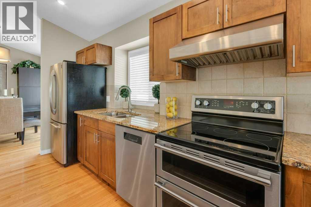 63 Edgepark Villas Nw, Calgary, Alberta  T3A 3S2 - Photo 10 - A2281608