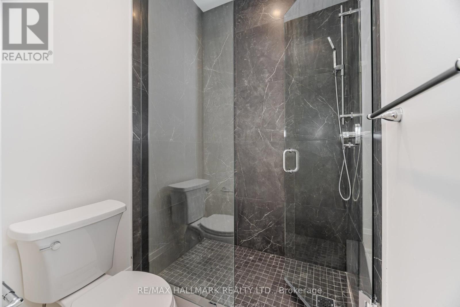 78 South Kingsway, Toronto, Ontario  M6S 3T3 - Photo 32 - W12758798