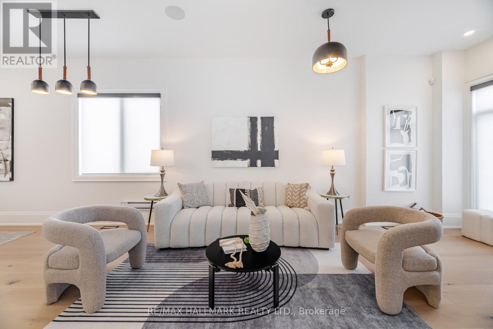 78 South Kingsway, Toronto, Ontario  M6S 3T3 - Photo 5 - W12758798