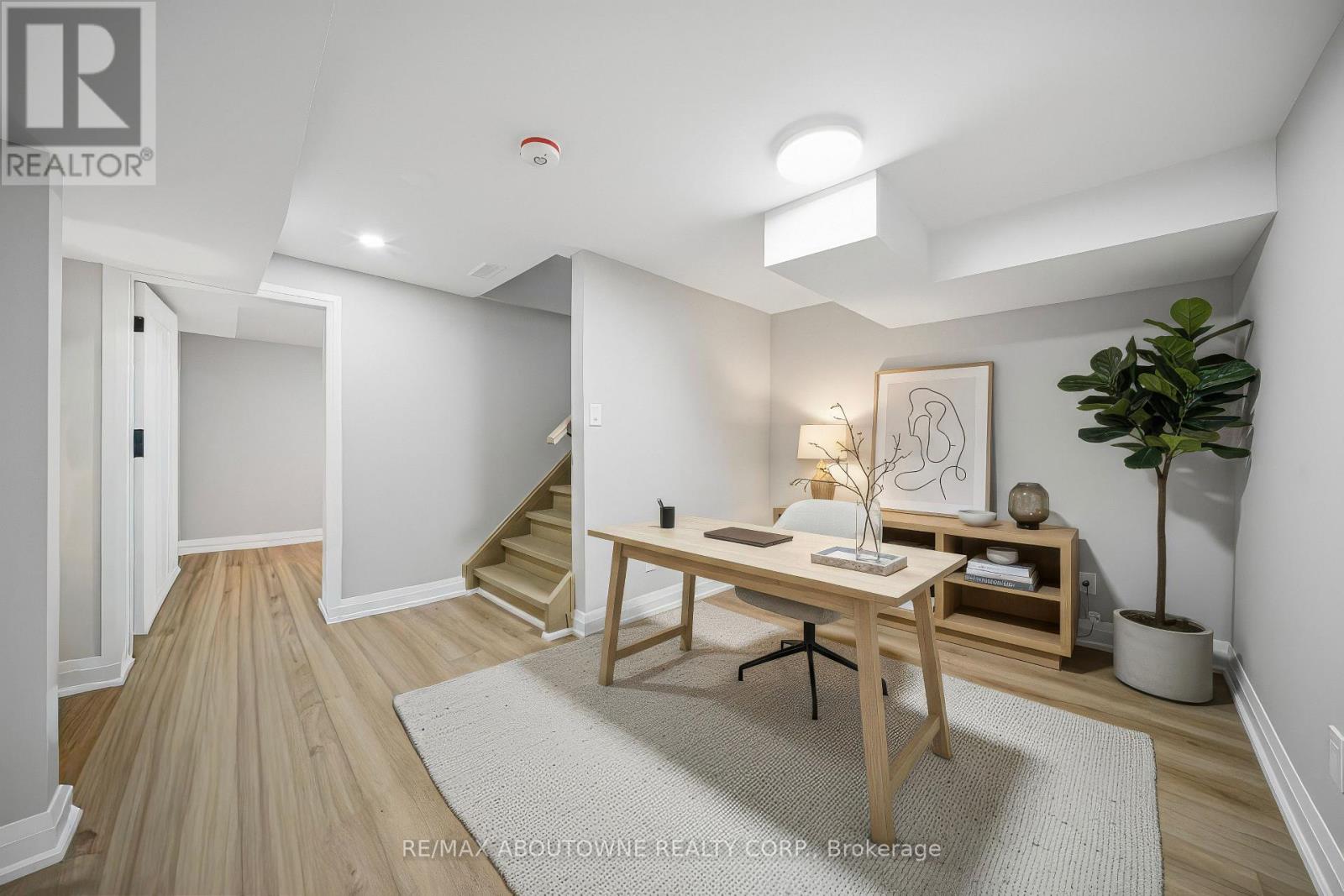 2091 Bridge Road, Oakville, Ontario  L6L 2E8 - Photo 26 - W12758820