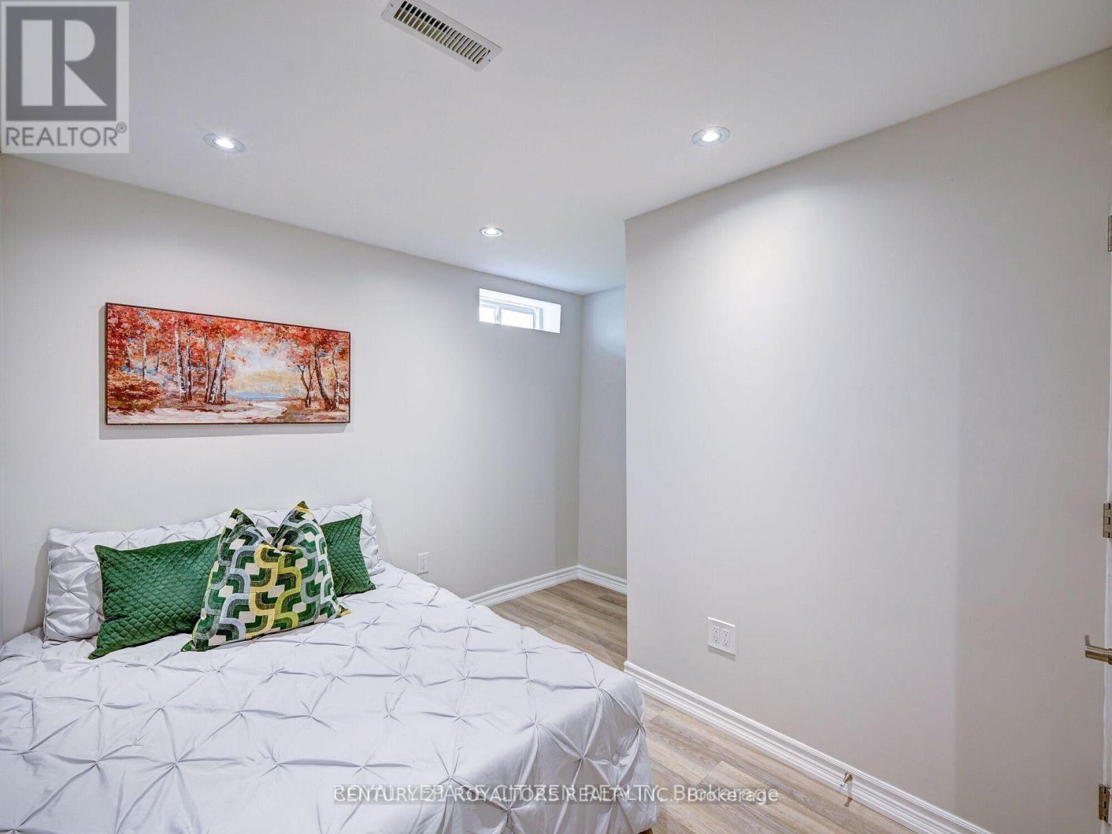 86 Game Creek Crescent, Brampton, Ontario  L7A 0J3 - Photo 35 - W12758830