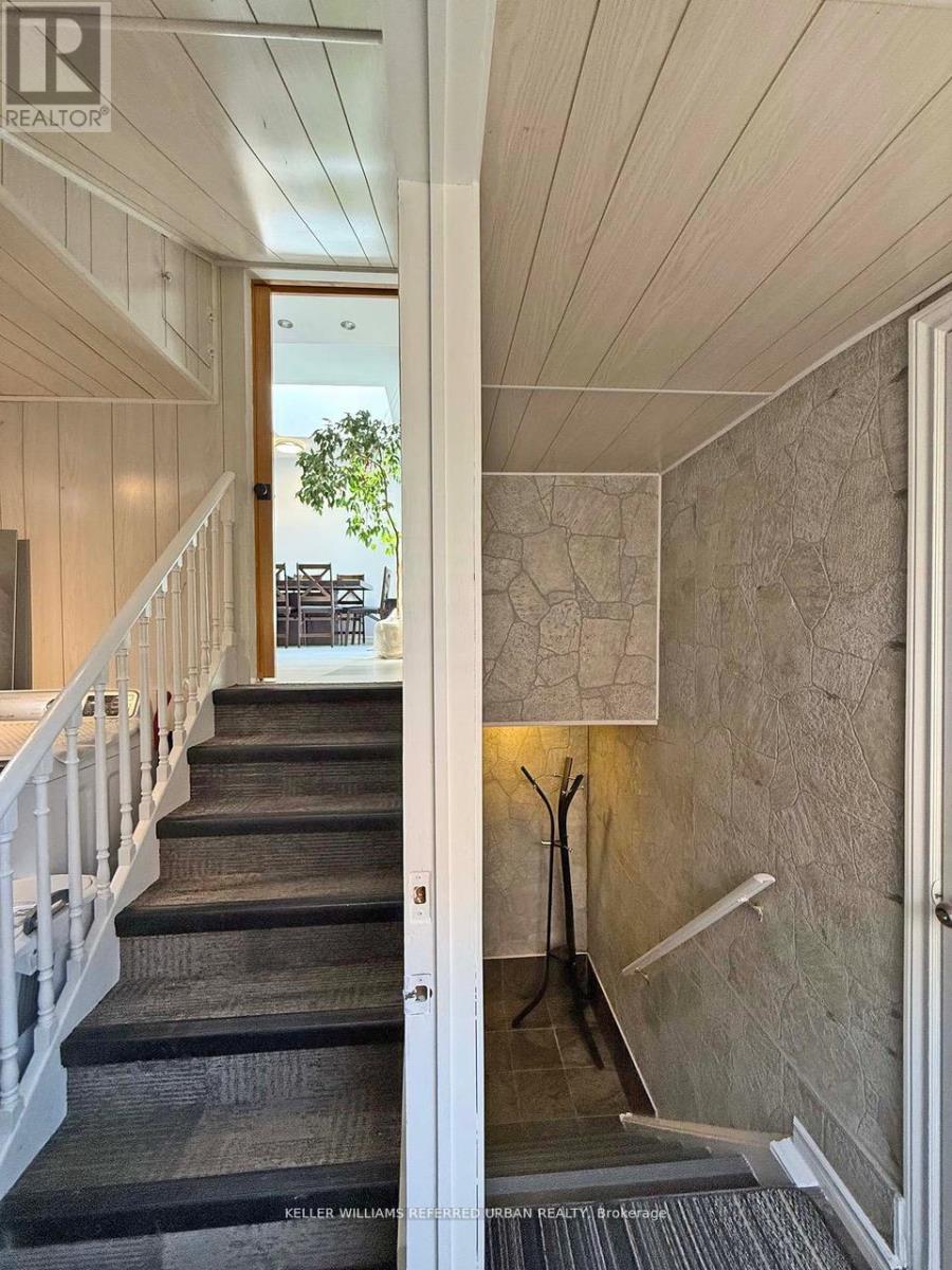 6 Elmhurst Drive, Toronto, Ontario  M9W 2J3 - Photo 12 - W12758834