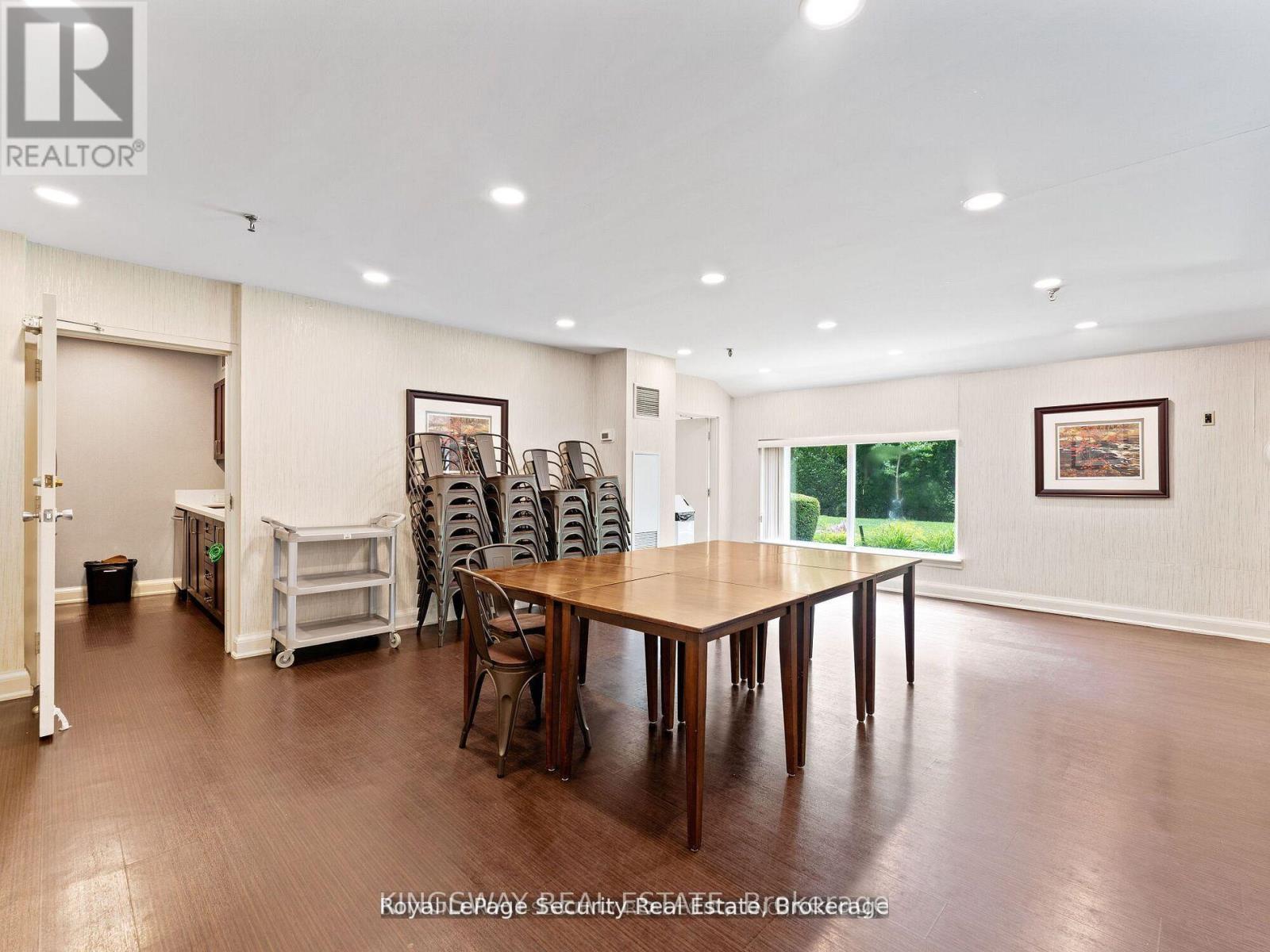 1504 - 240 Scarlett Road, Toronto, Ontario  M6N 4X4 - Photo 24 - W12758836