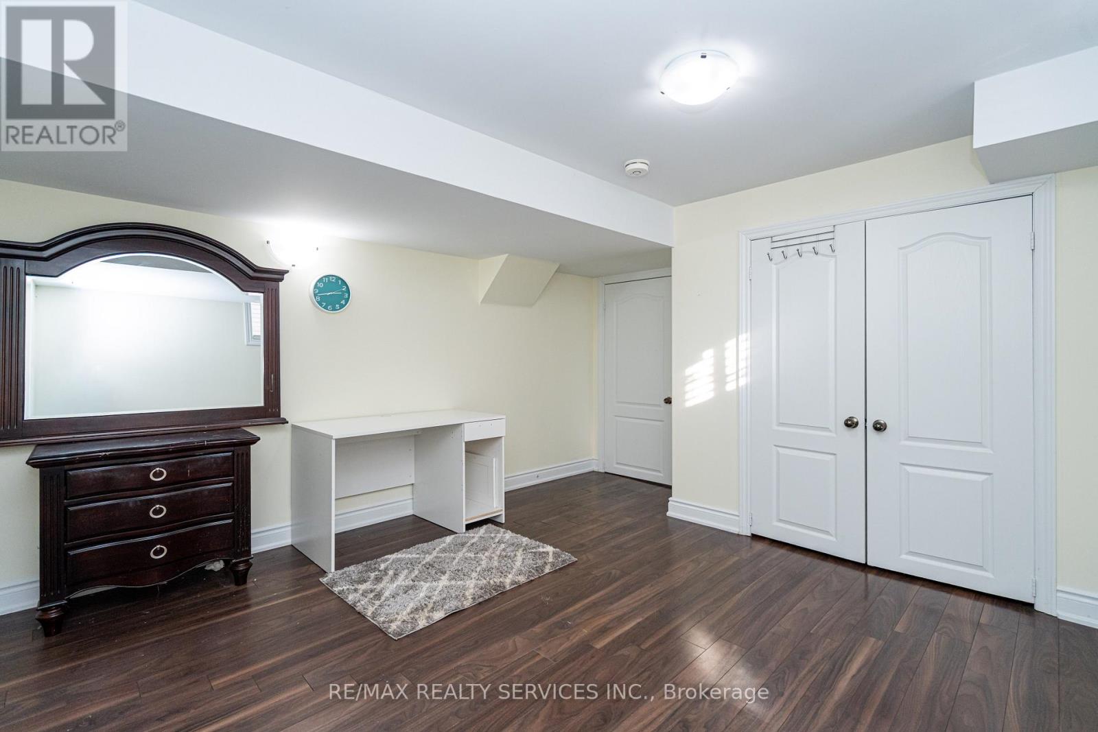 52 Mount Royal Circle, Brampton, Ontario  L6P 2K4 - Photo 45 - W12758842