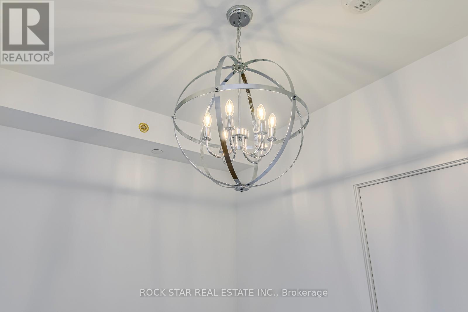 601 - 395 Dundas Street W, Oakville, Ontario  L6M 5R8 - Photo 20 - W12758844