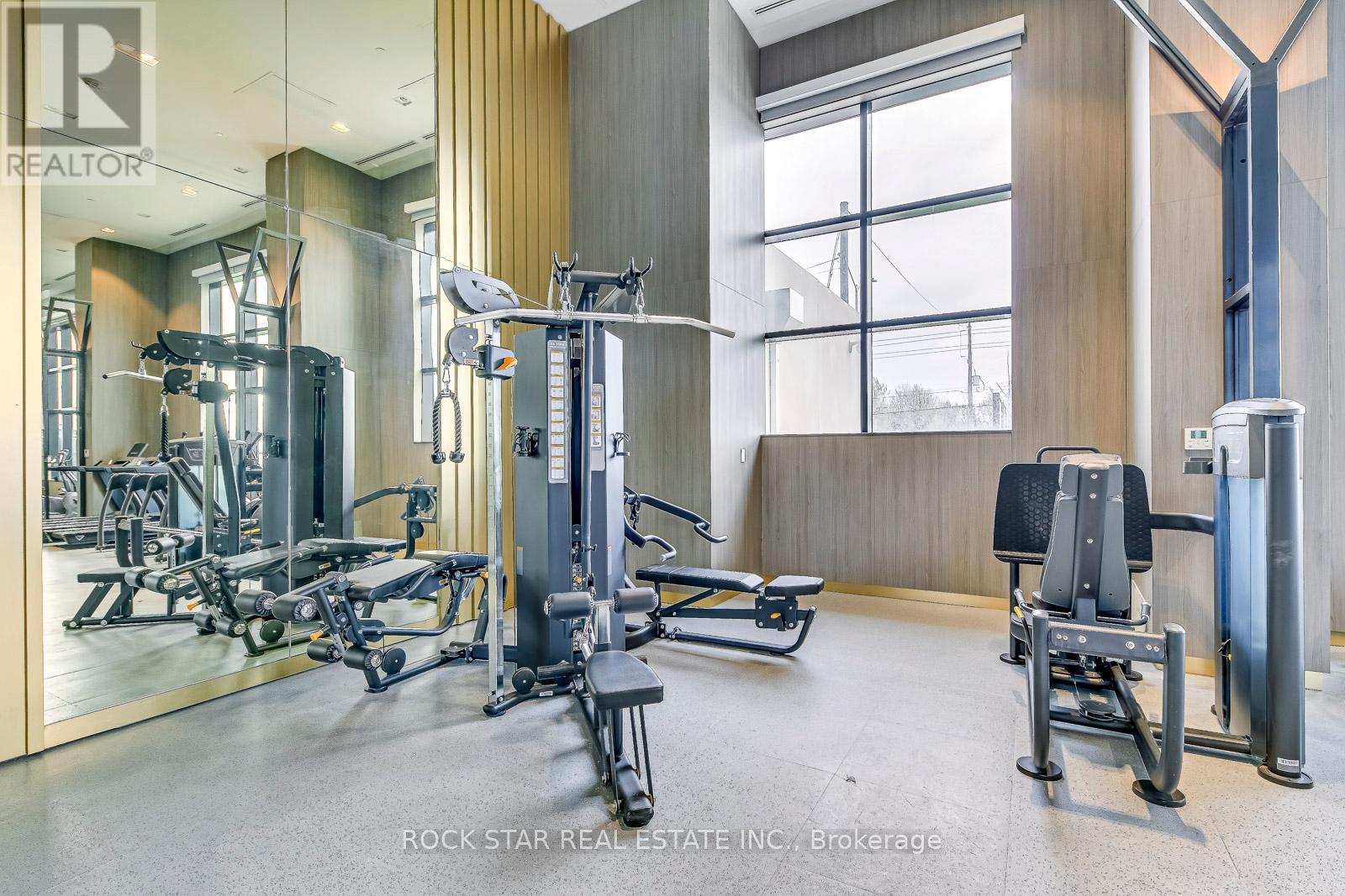 601 - 395 Dundas Street W, Oakville, Ontario  L6M 5R8 - Photo 34 - W12758844