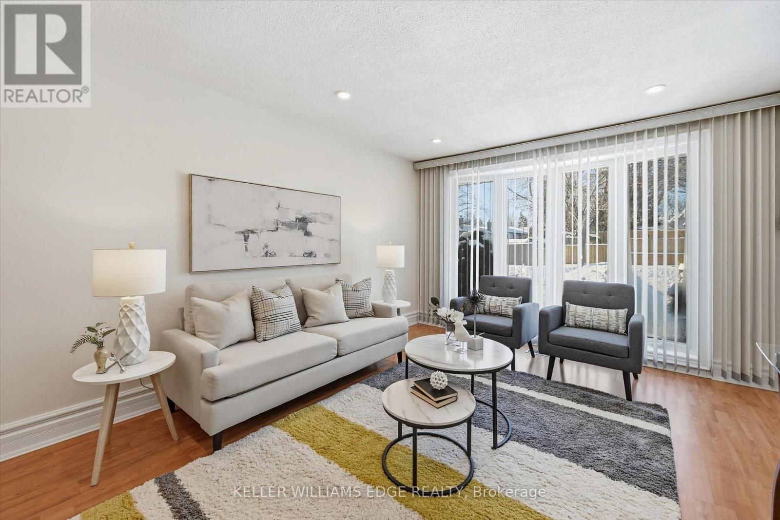 2351 Greenbank Trail, Burlington, Ontario  L7P 3S7 - Photo 2 - W12758848