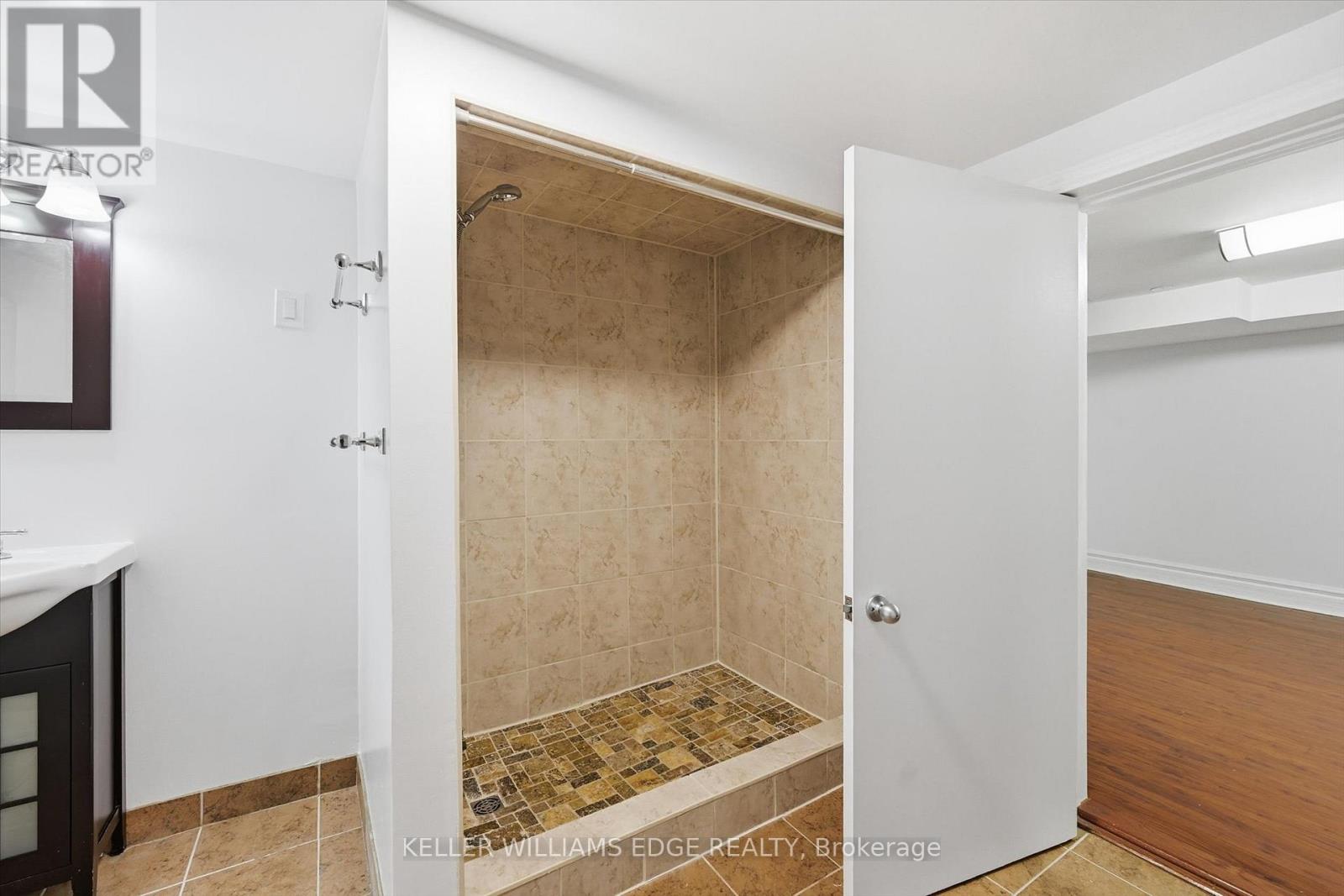 2351 Greenbank Trail, Burlington, Ontario  L7P 3S7 - Photo 23 - W12758848