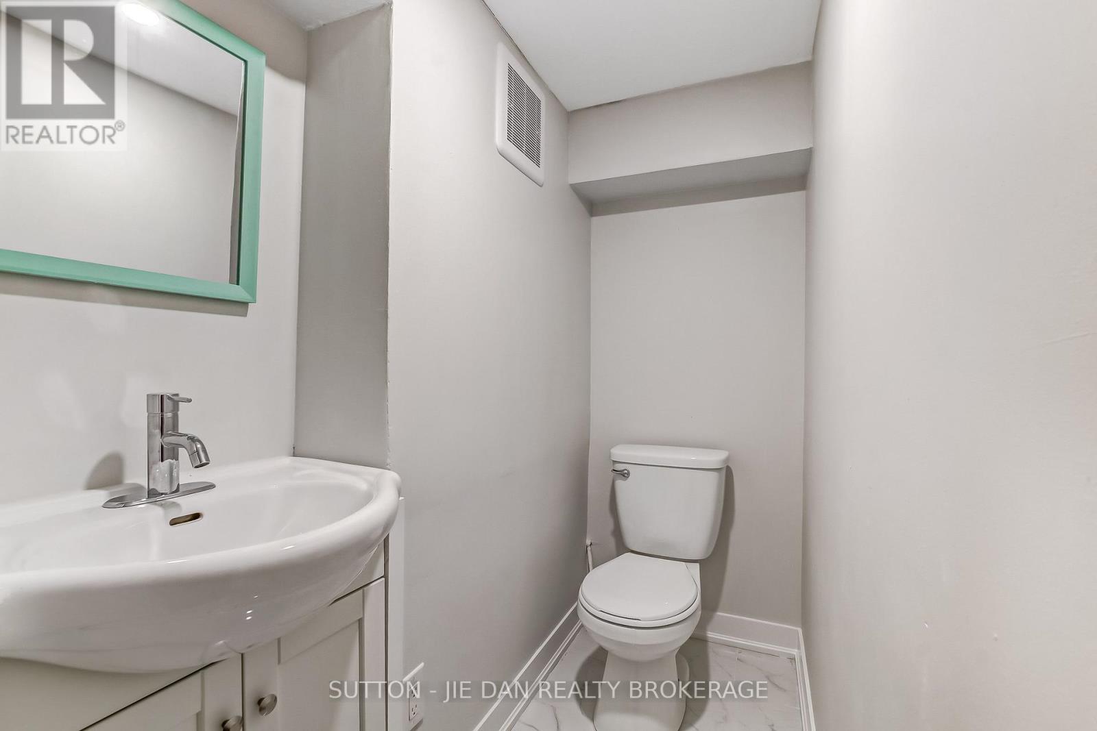 30 Hyla Street, London East, Ontario  N5Z 2K9 - Photo 14 - X12757042