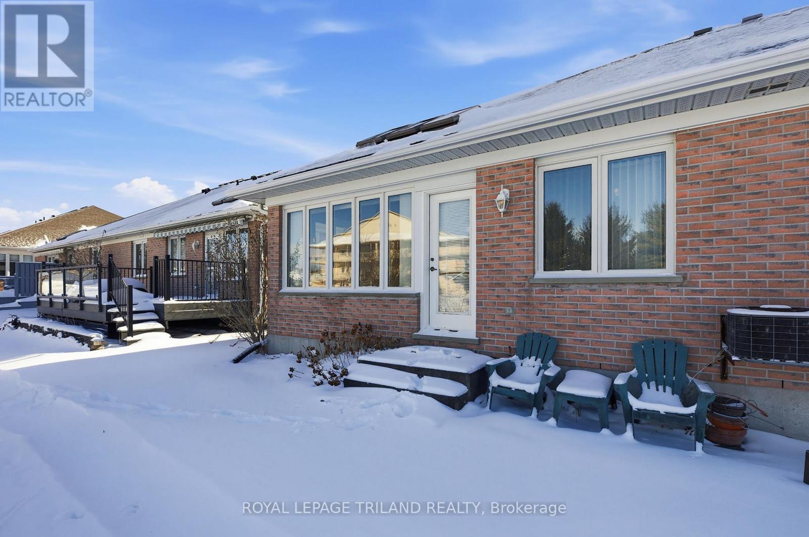 45 Ilderbrook Circle, Middlesex Centre, Ontario  N0M 2A0 - Photo 8 - X12757572