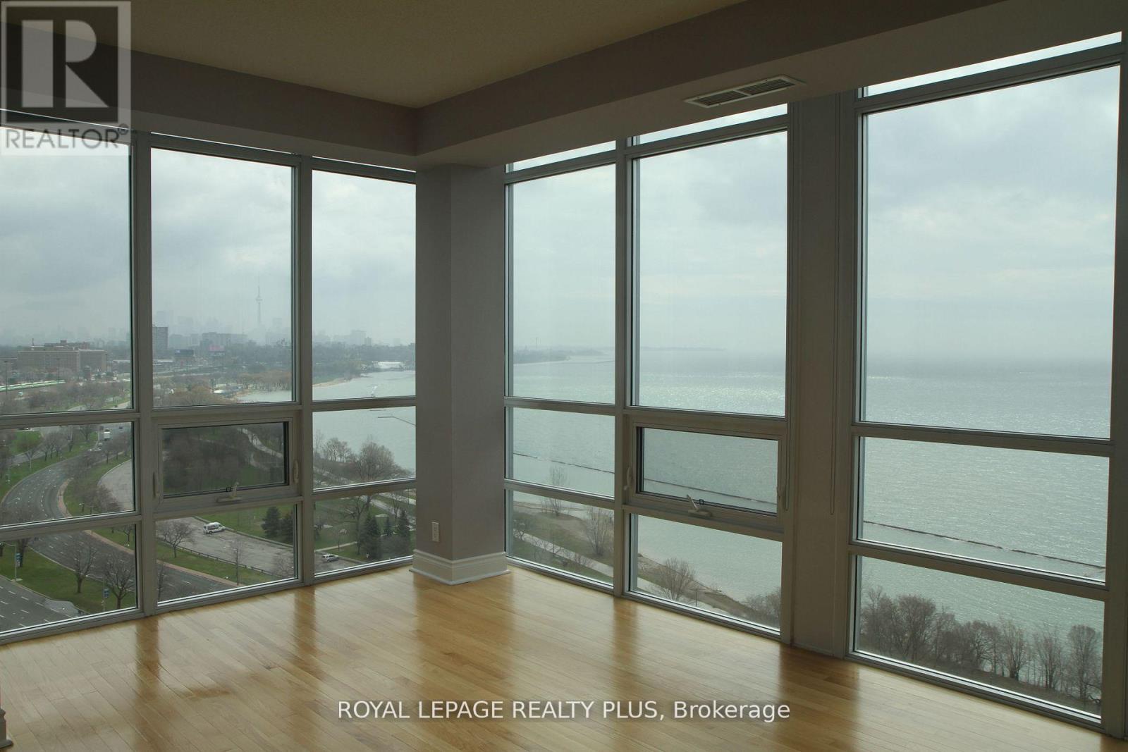 1802 - 1900 Lake Shore Boulevard E, Toronto, Ontario  M6S 1A4 - Photo 11 - W12758936